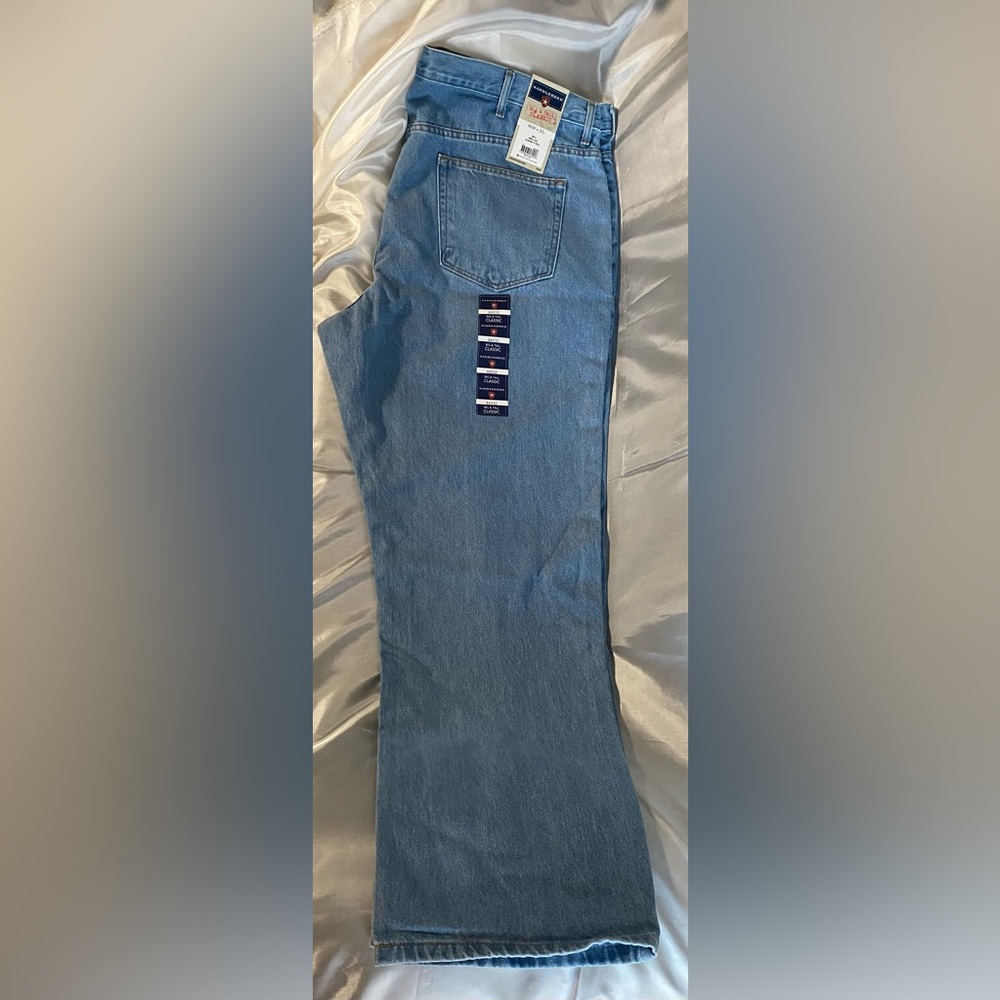 SADDLEBRED BIG AND TALL CLASSIC JEANS.